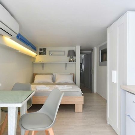 Anema1 Studio In The Heart Of Naousa Apartman Kültér fotó